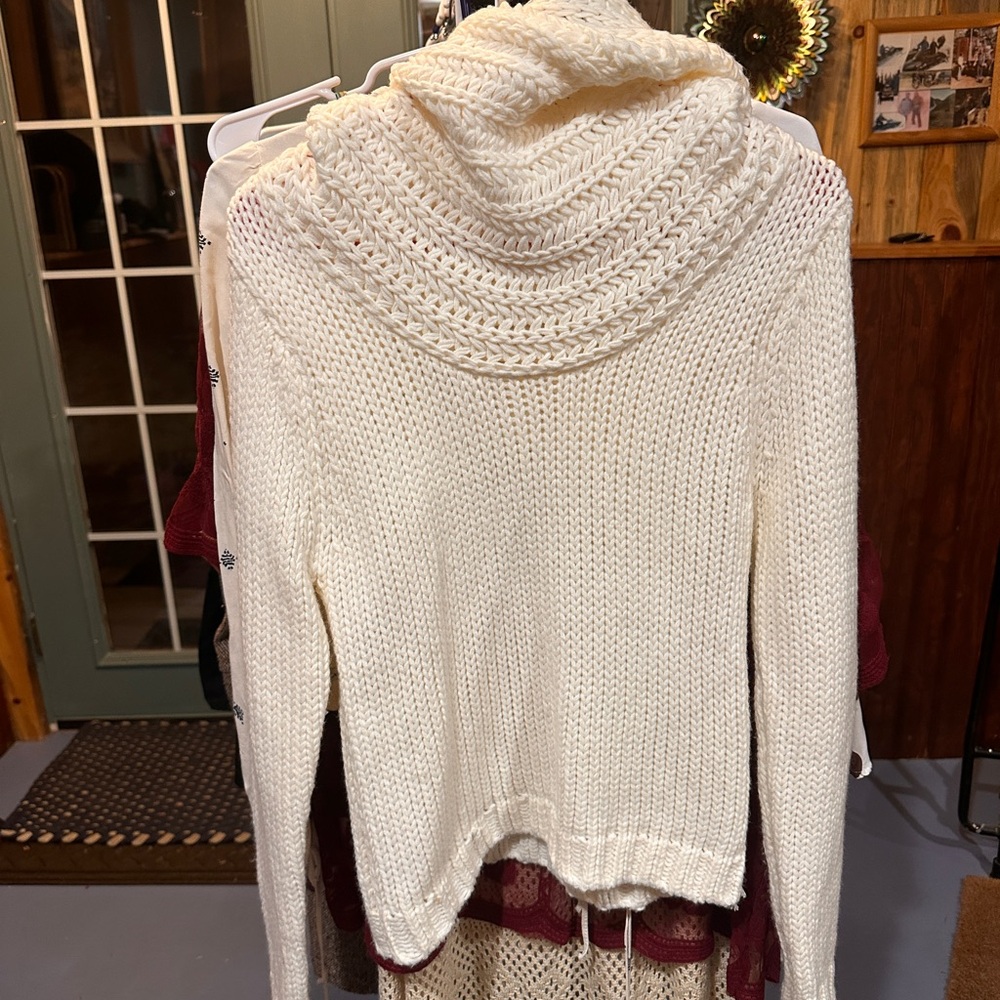 COPY - Cozy White Knit Sweater